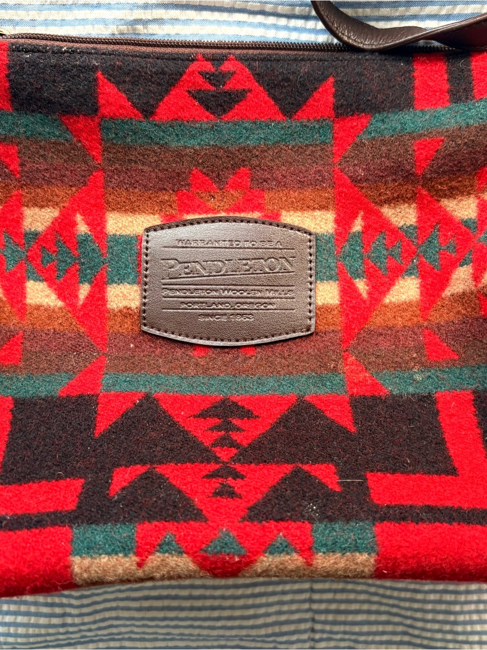 Pendleton Wool Shoulder Bag Southwestern Red Leather Trim Crossbody - Picture 3 of 10
